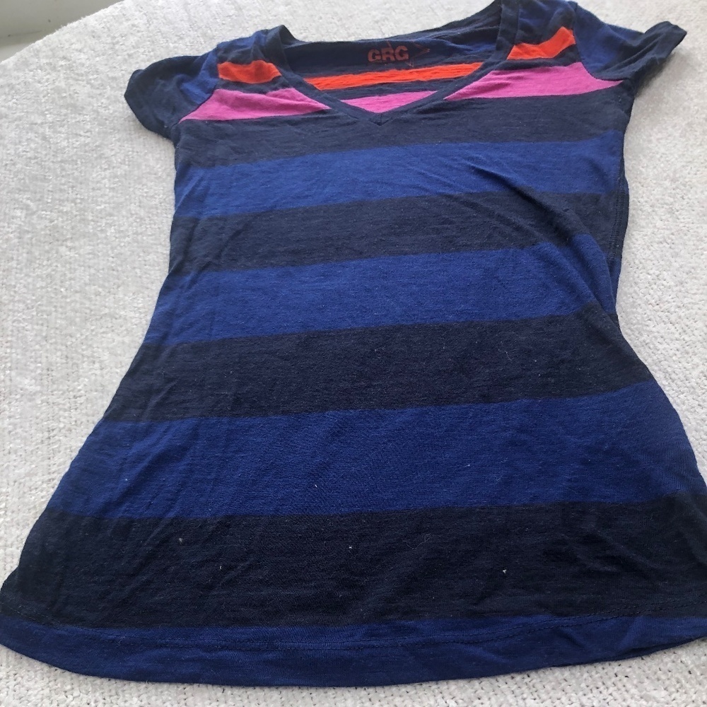 Garage -GRG - tshirt size small. Short sleeve , V neck multi colour ,